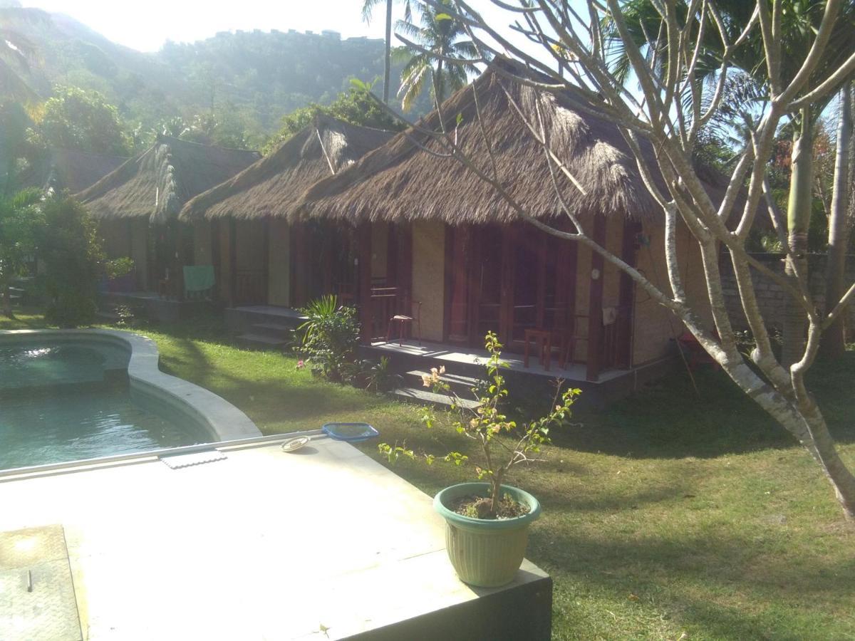 Airas' Garden Homestay Eco Bungalows Kuta  외부 사진