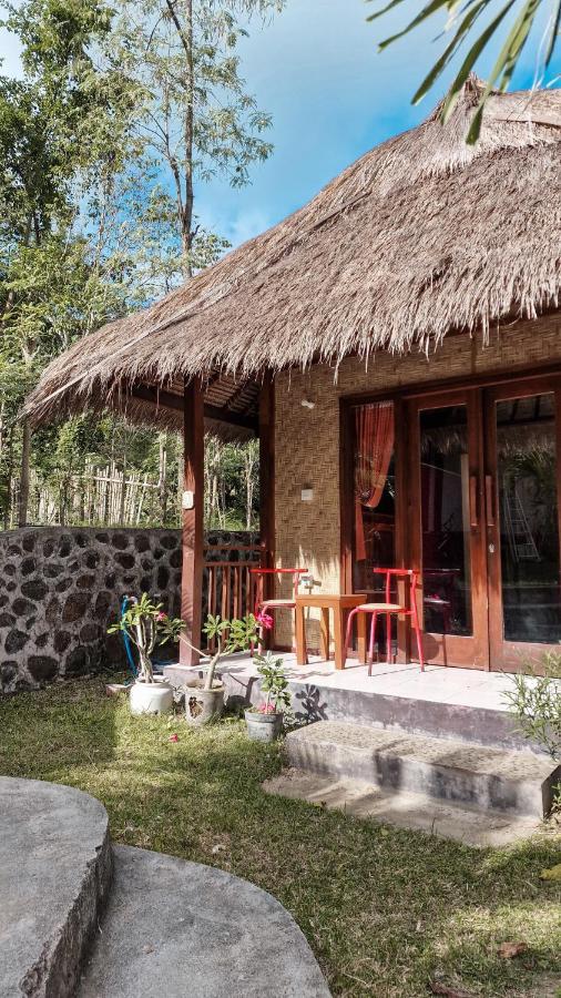 Airas' Garden Homestay Eco Bungalows Kuta  외부 사진