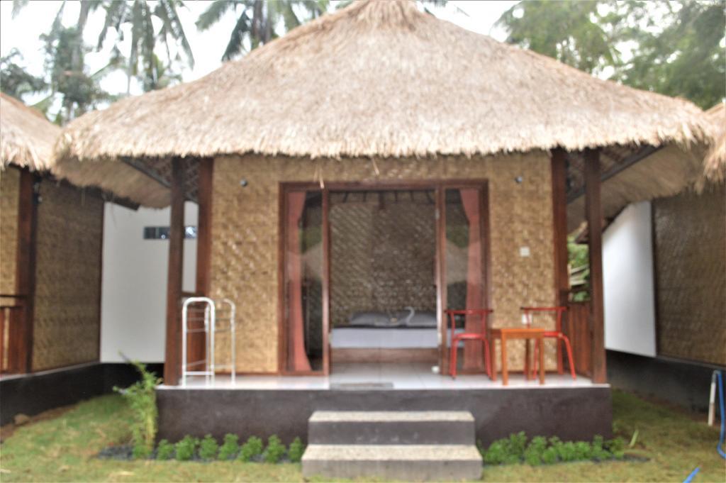 Airas' Garden Homestay Eco Bungalows Kuta  외부 사진